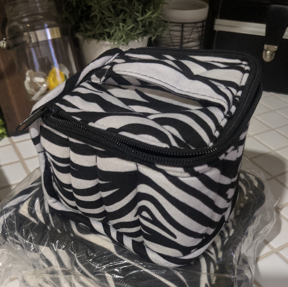 Essential Oil Case - Zebra Print